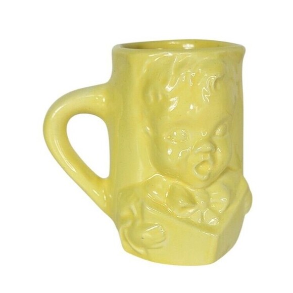 Vintage 1940s Yellow Little Choir Boy Singer Ceramic Religious Coffee Mug RARE - Picture 1 of 8